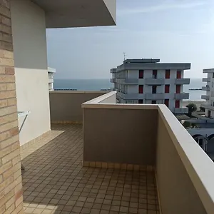 Casa Adriano Frontemare Wifi E Netflix Appartamento Lido Adriano